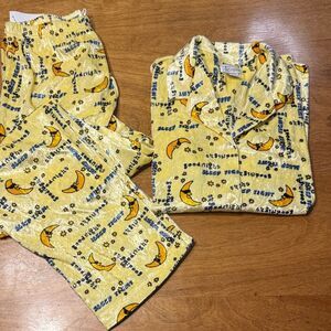 Tesoro Yellow Moon Print 2 PC Pajama Set